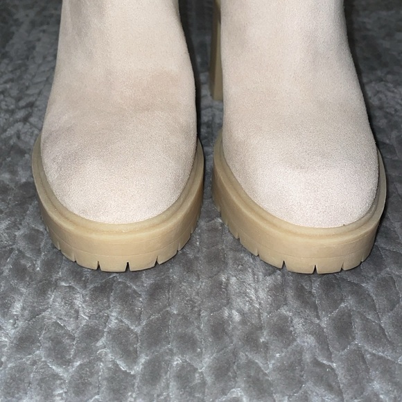 Anthropologie Dolce Vita Waterproof Caster H2O booties in Dune. Size 10. - Picture 5 of 13